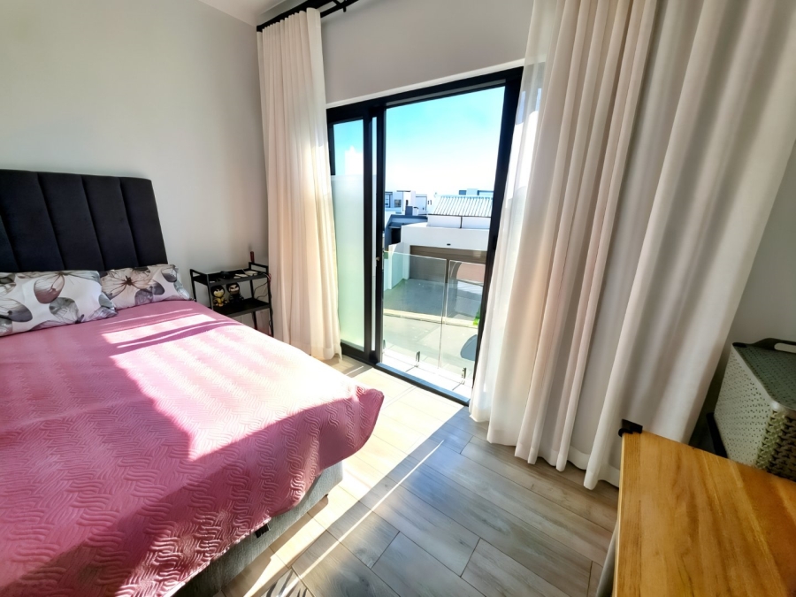 4 Bedroom Property for Sale in Sandown Western Cape